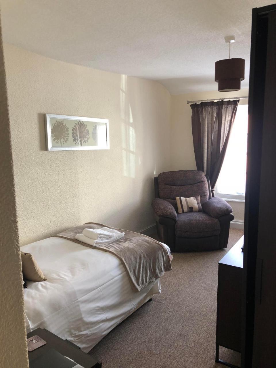 The Lethbridge Arms Bed & Breakfast Bishops Lydeard ภายนอก รูปภาพ